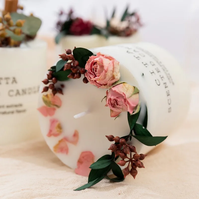 Handmade Romantic Candles - Image 3