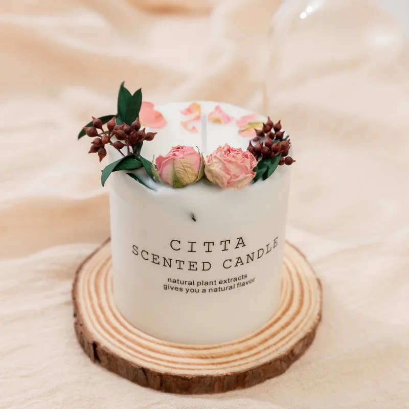 Handmade Romantic Candles - Image 5